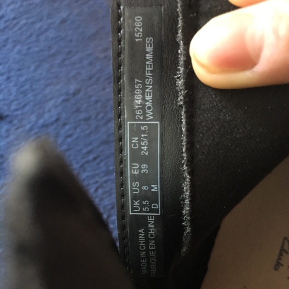 ☀️Clarks Emslie Cyndi Black Leather Booties w Buckle - Picture 8 of 8